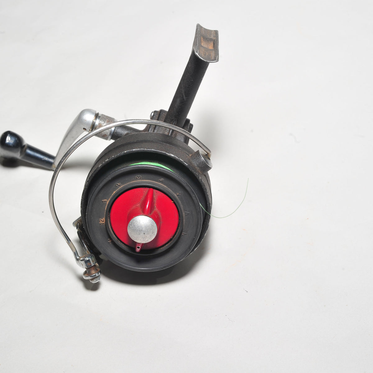 Vintage DAM Quick 550 Spinning Reel — West German Engineering