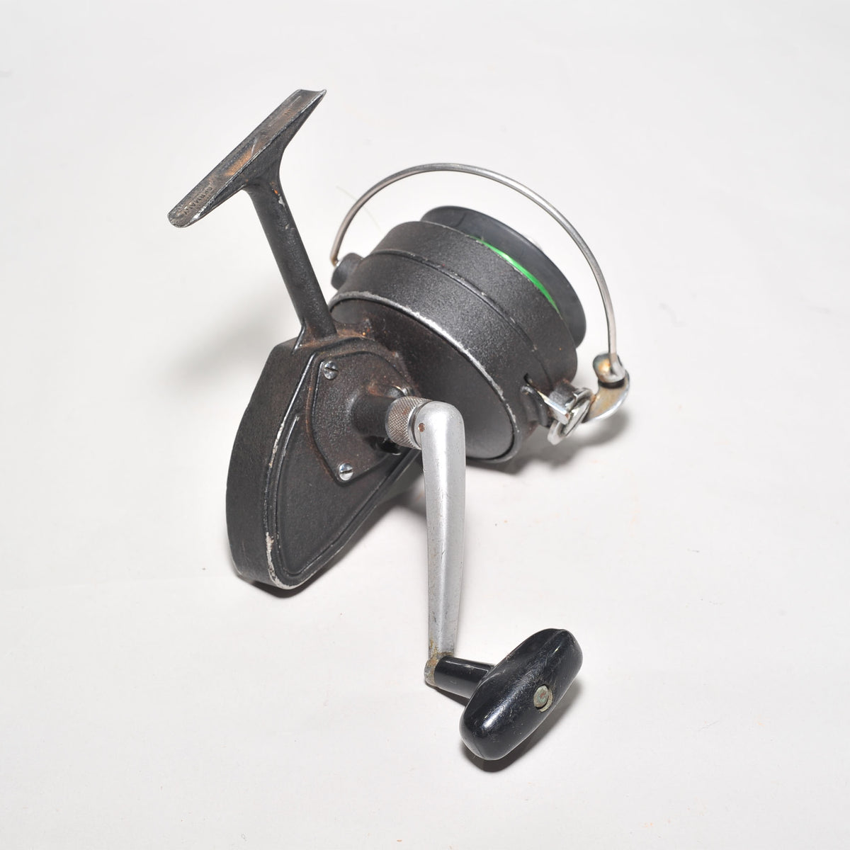 Vintage DAM Quick 550 Spinning Reel — West German Engineering