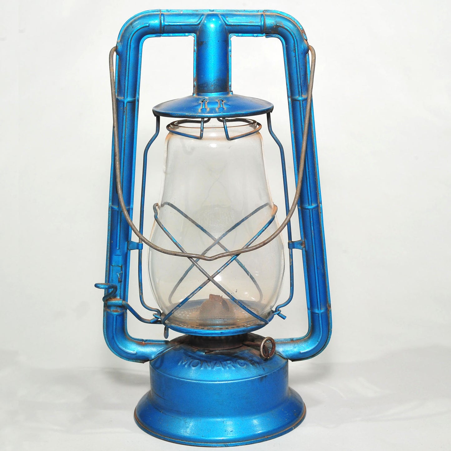 Vintage Dietz Monarch Hurricane Lantern — Very Good Condition, Includes Spare Wick