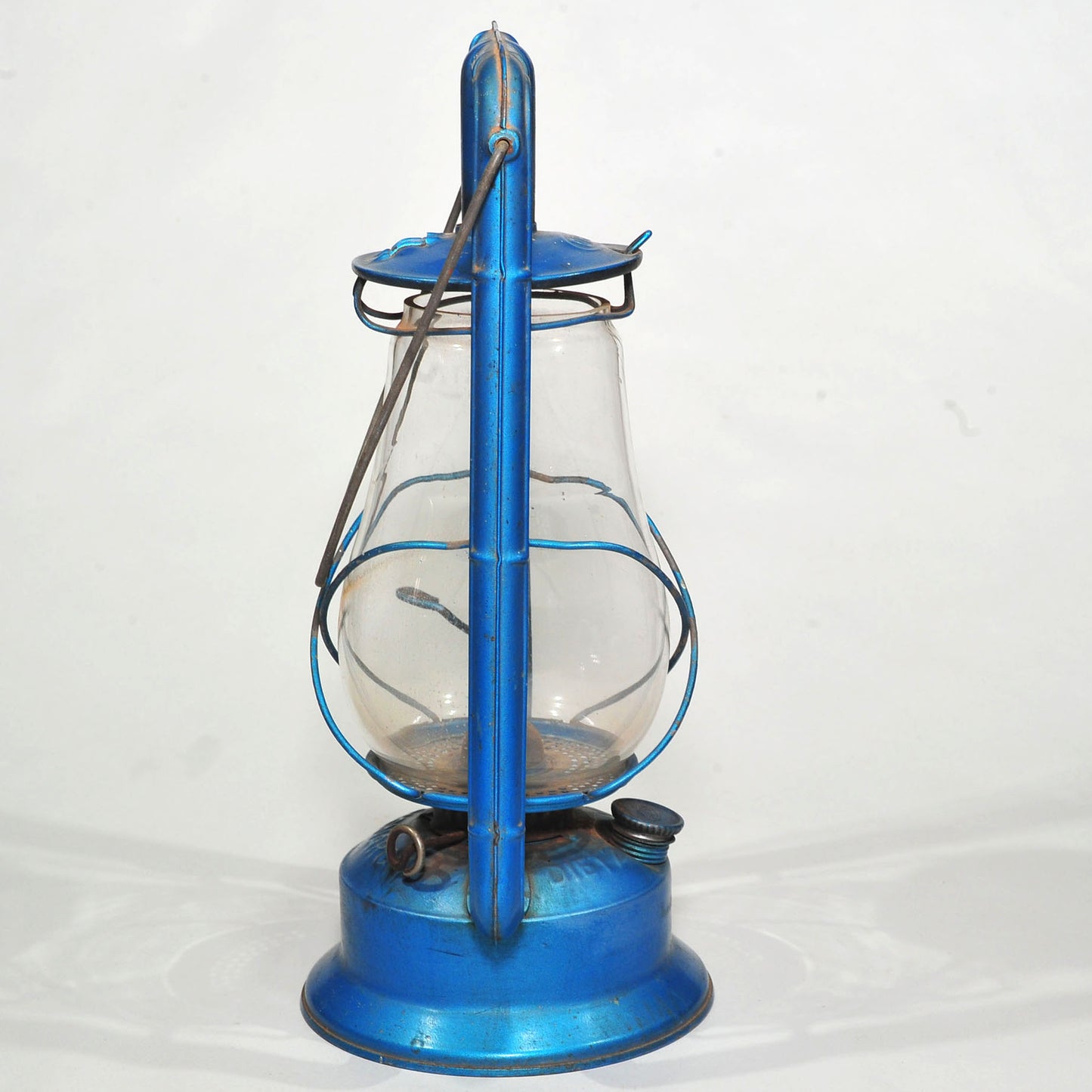Vintage Dietz Monarch Hurricane Lantern — Very Good Condition, Includes Spare Wick