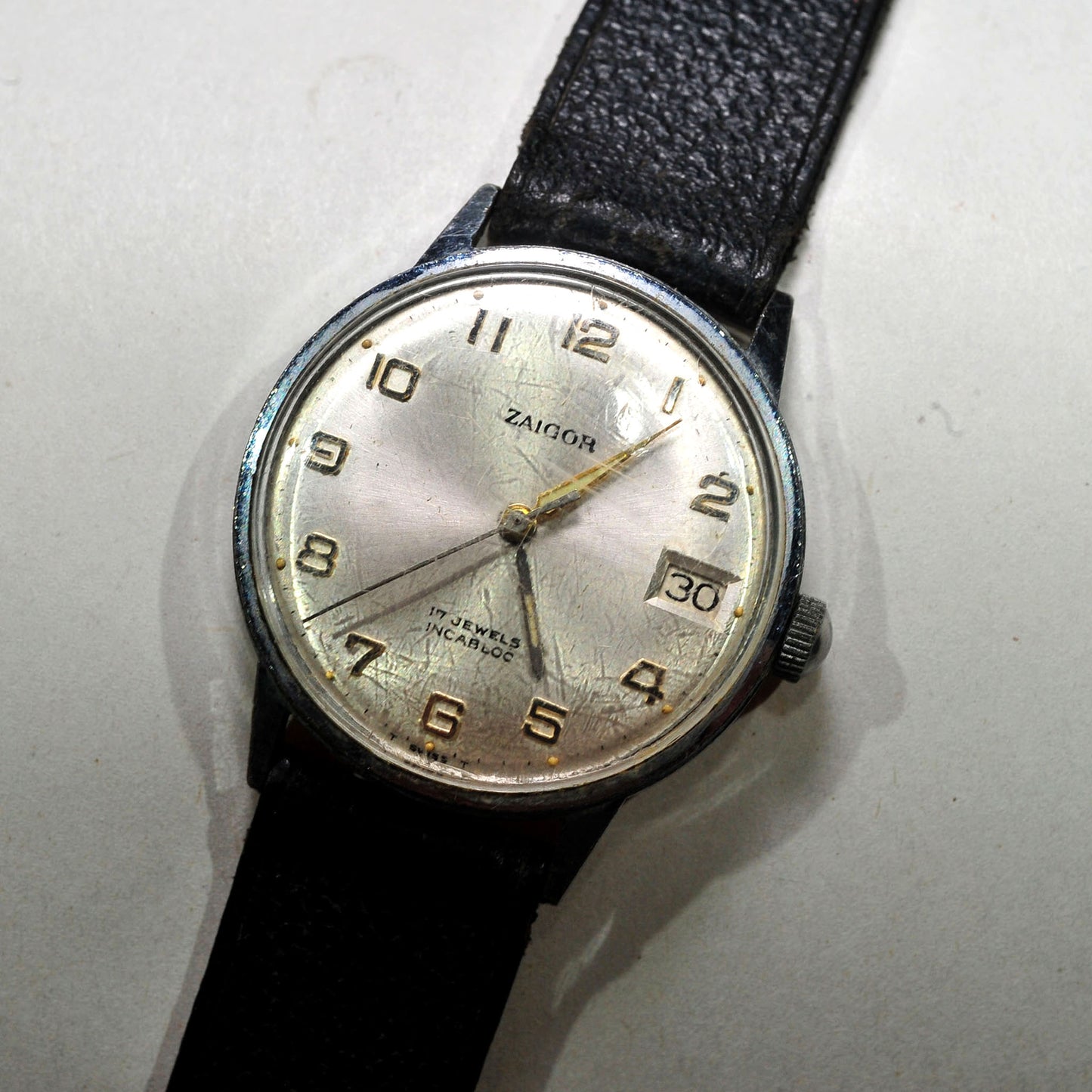 Zaigor 17 Jewel Incabloc Watch — Vintage, Chrome Plated, Runs Well