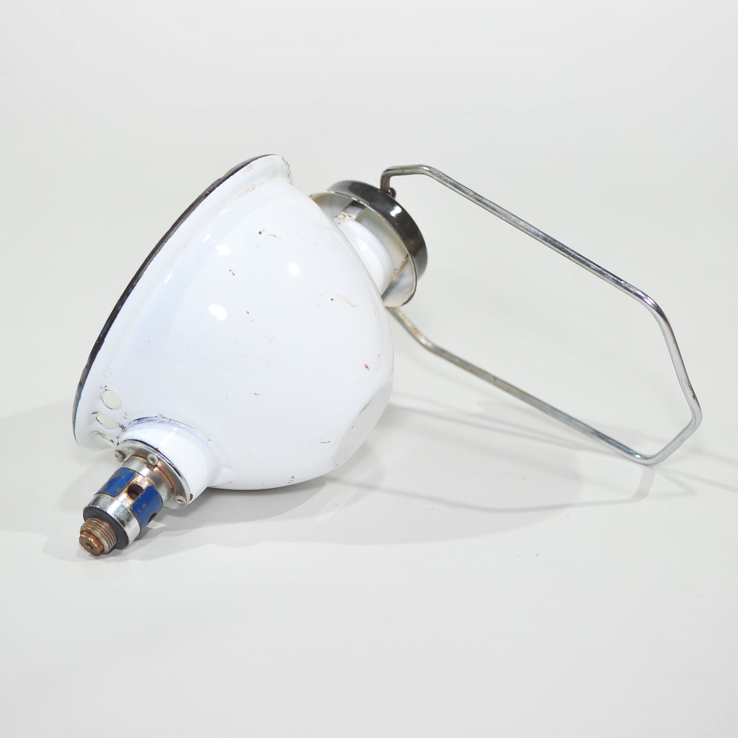 Vintage Cadac Fisherman's Gas Lamp — Enamel, Glass Lens, 17cm